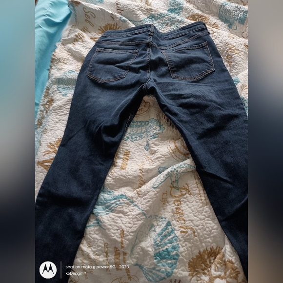 Old Navy Dark Blue Rockstar Jeans - Picture 4 of 16